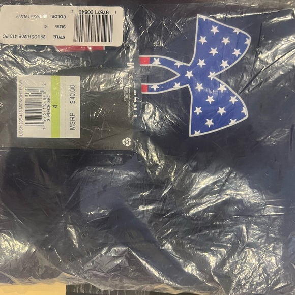 Under Armour Kids 2 piece Short Set - Navy and Red Navy Freedom Size 4 NIB, NWT - Picture 2 of 2